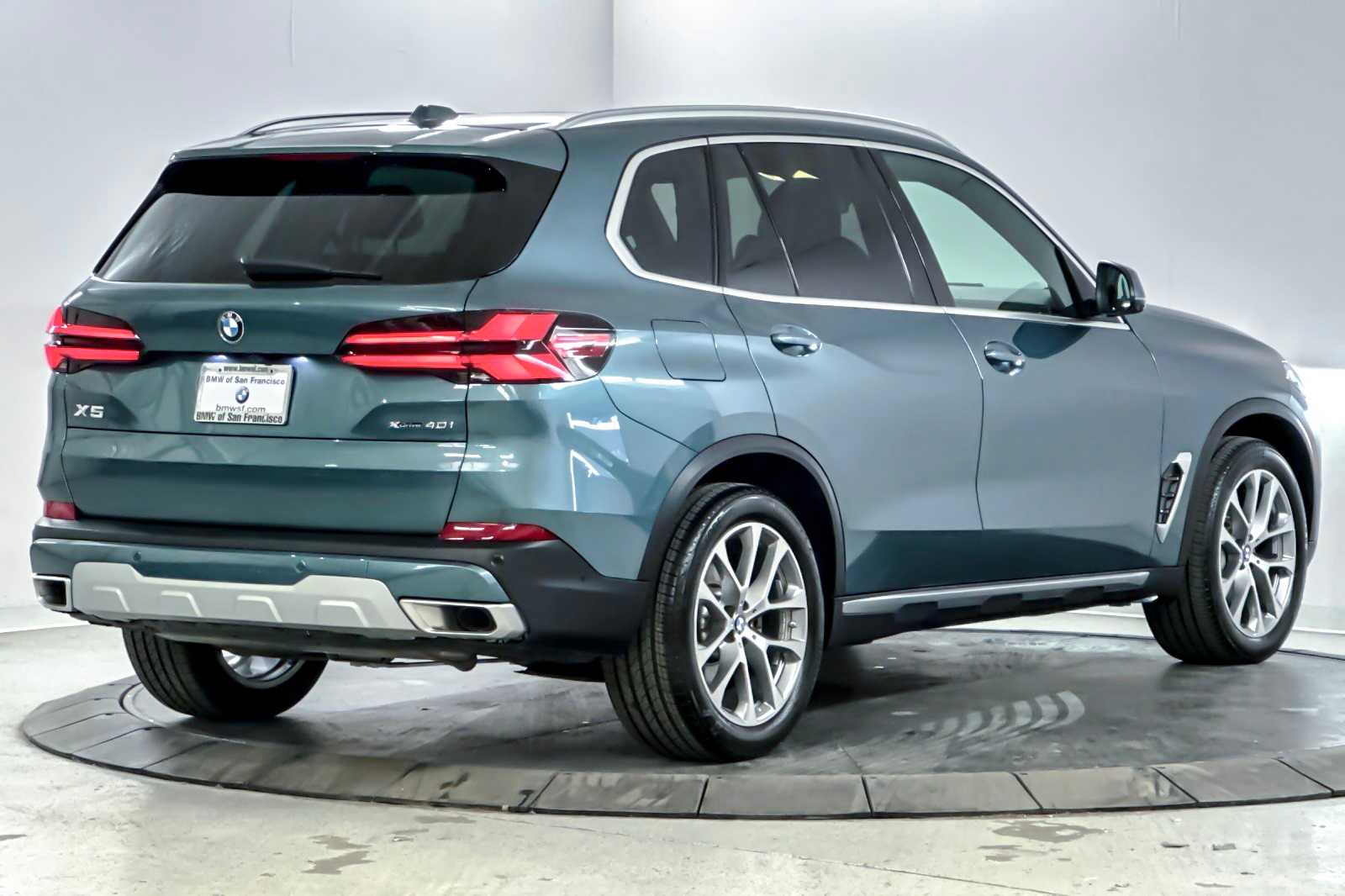 Thumbnail: 2024 BMW X5 - 2
