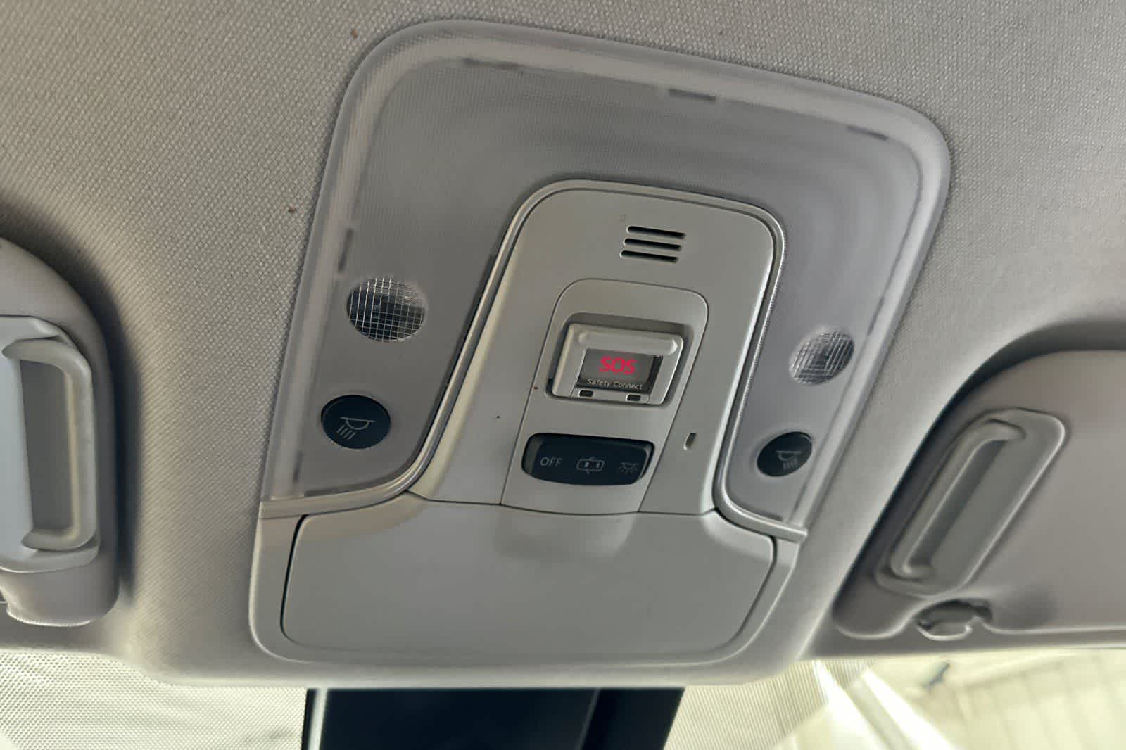 Thumbnail: 2020 Toyota Prius Prime - 29