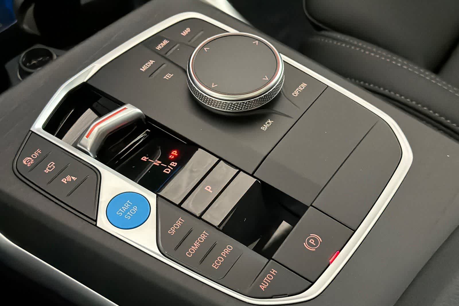 Thumbnail: 2026 BMW i4 - 21