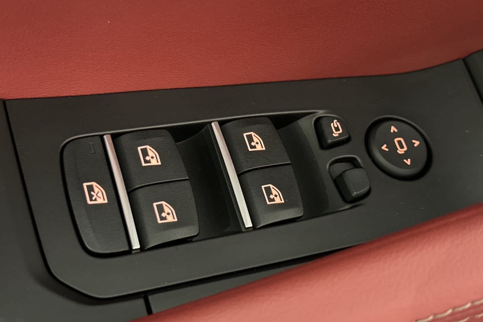 Thumbnail: 2026 BMW X6 - 13