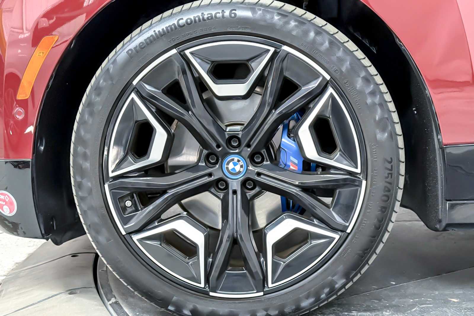 Thumbnail: 2023 BMW iX - 27