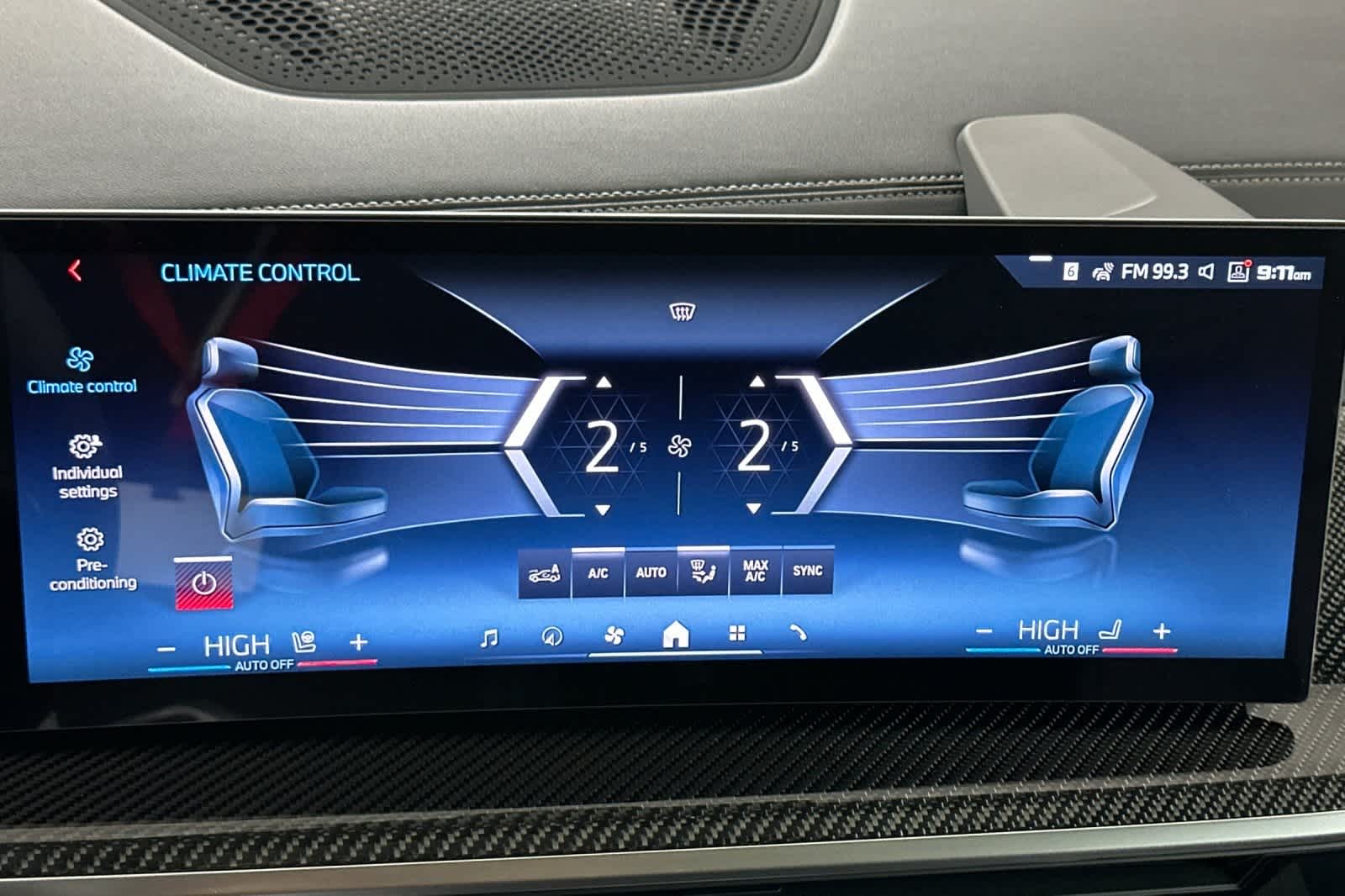 Thumbnail: 2026 BMW X7 - 21