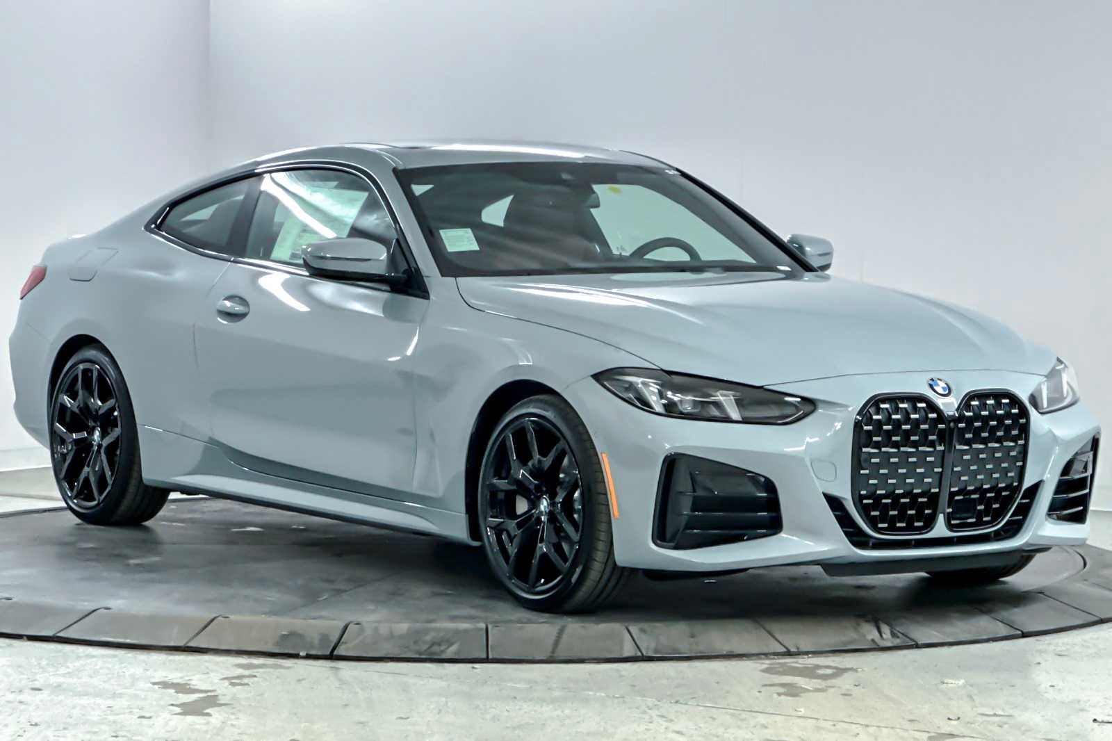 Thumbnail: 2026 BMW 4 Series - 9
