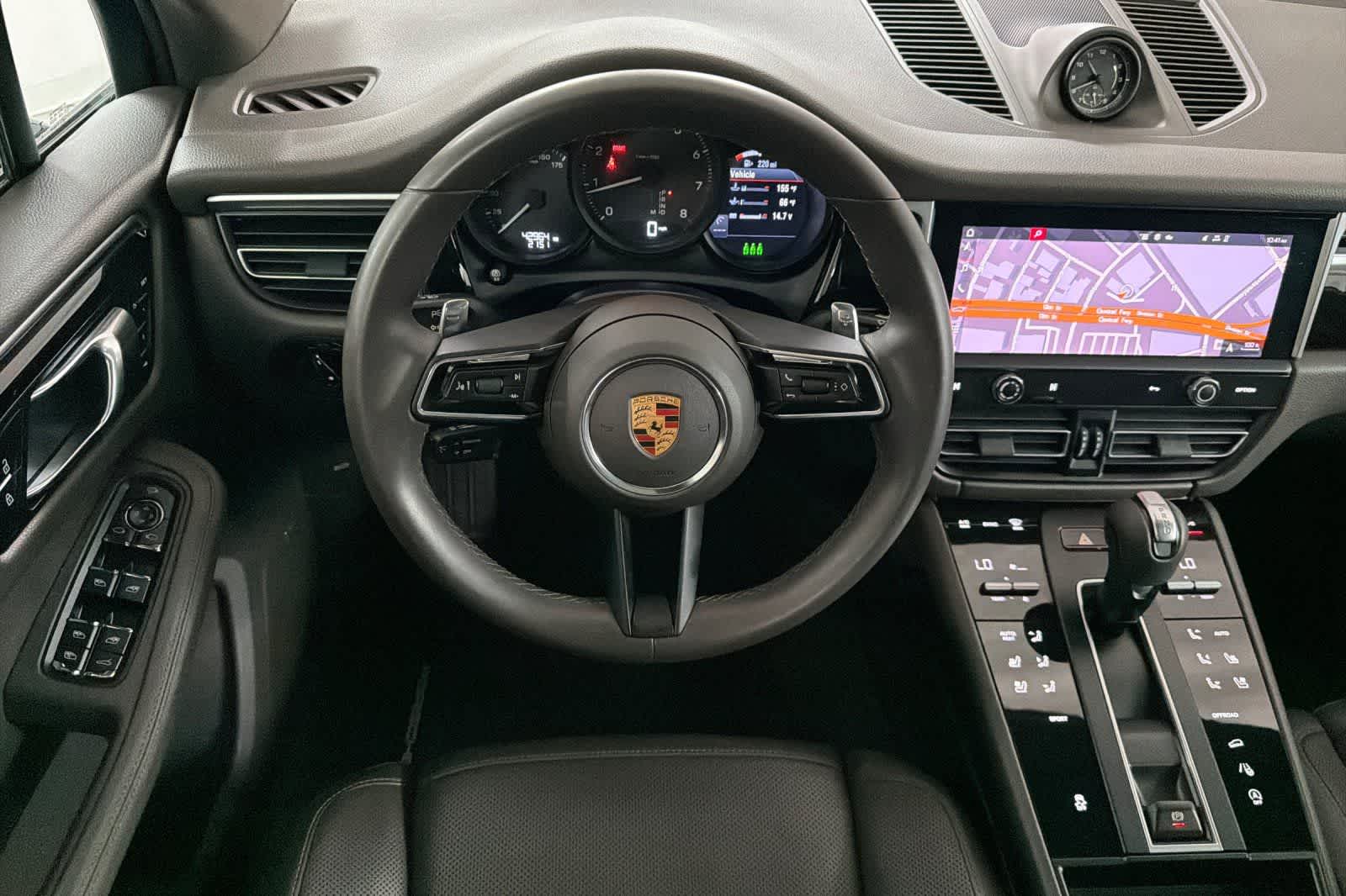 Thumbnail: 2022 Porsche Macan - 14