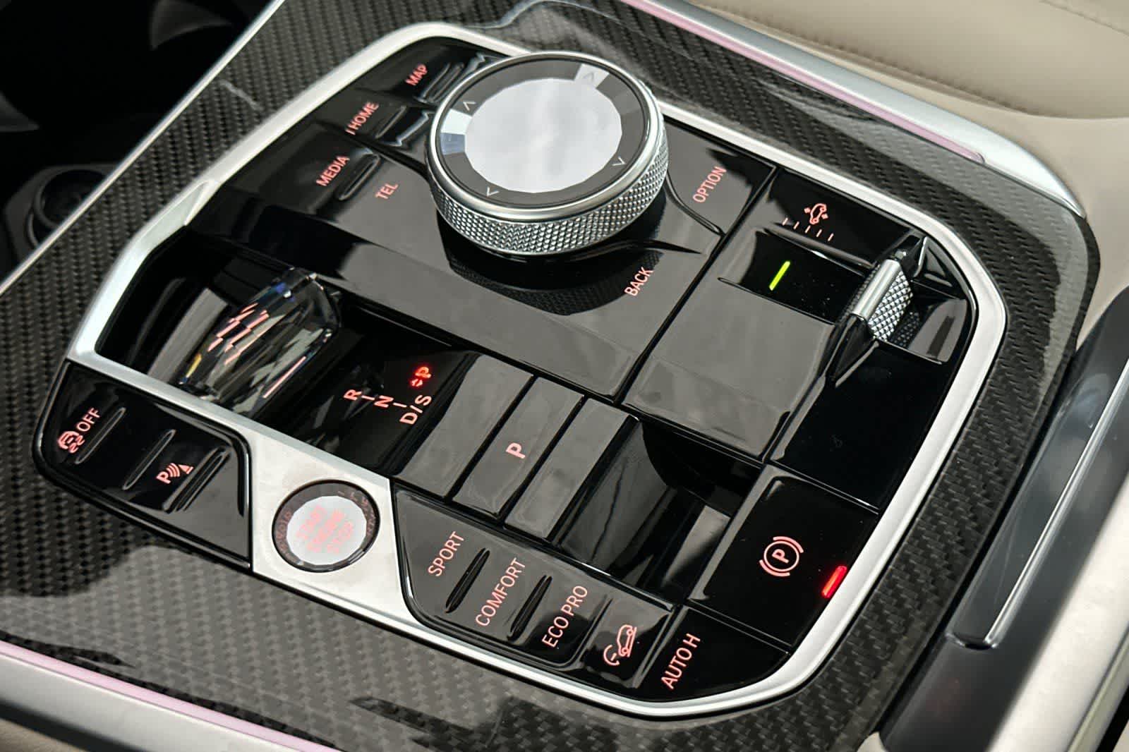 Thumbnail: 2026 BMW X5 - 22