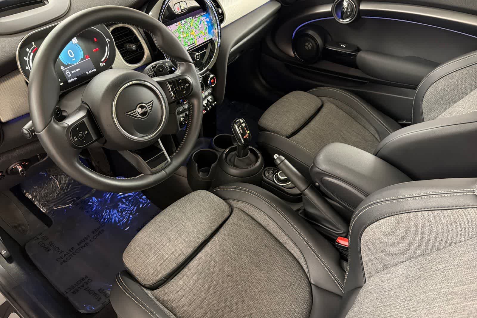 Thumbnail: 2023 MINI Cooper Hardtop - 11