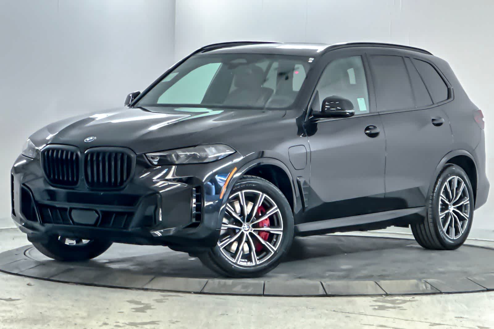 Thumbnail: 2026 BMW X5 - 1