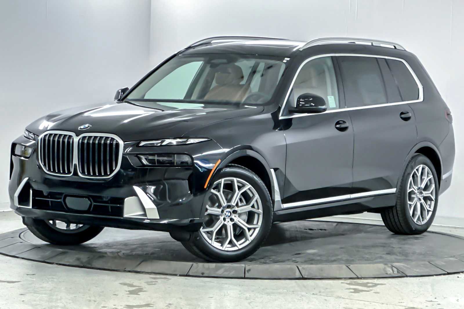 Thumbnail: 2026 BMW X7 - 1