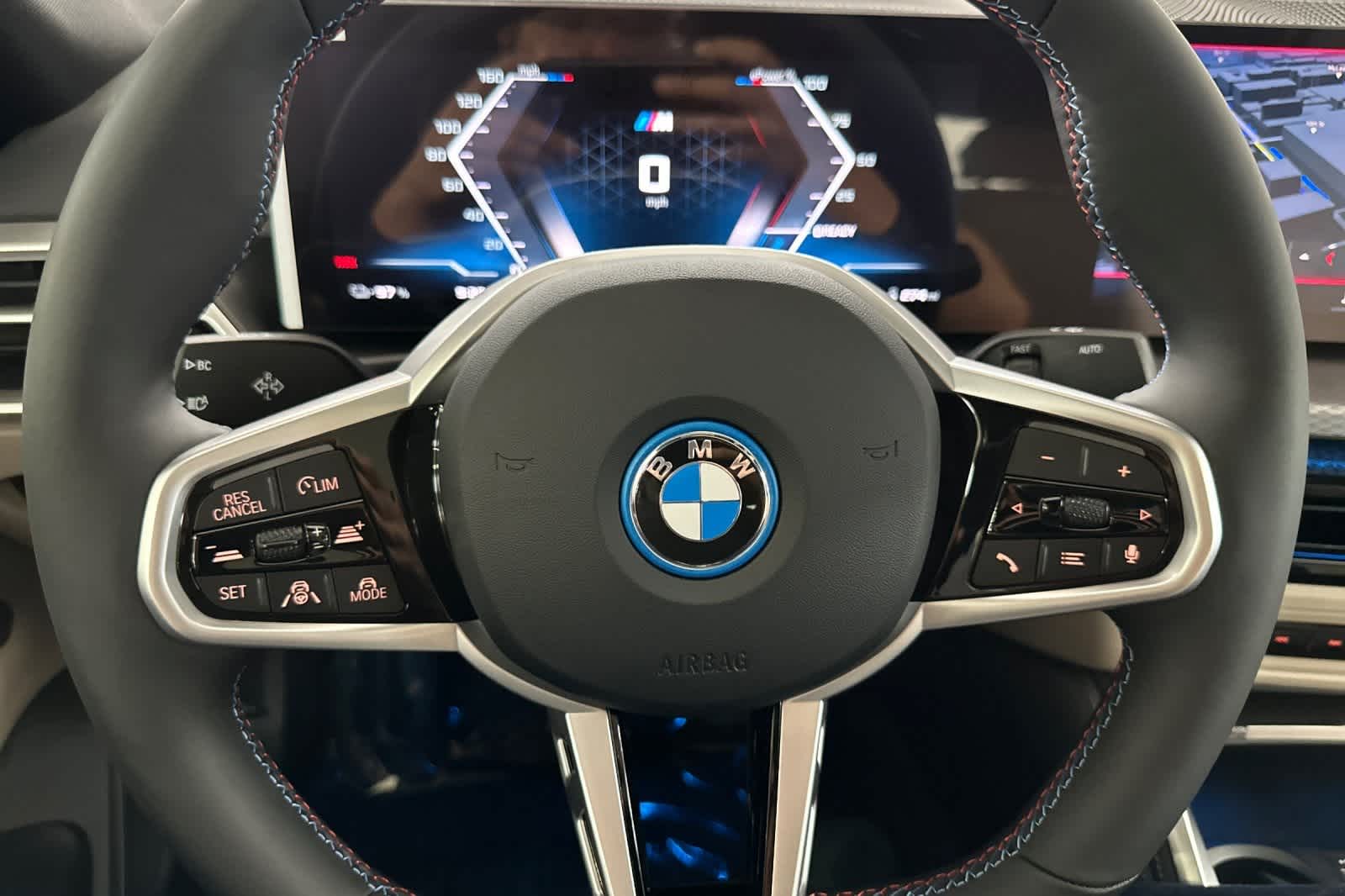 Thumbnail: 2025 BMW i4 - 23