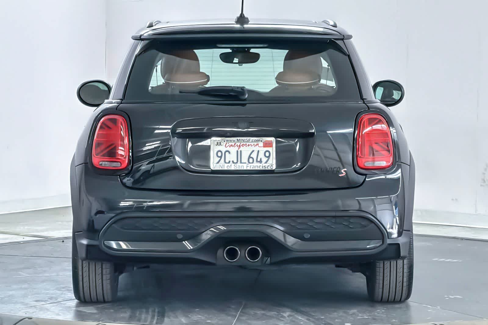 Thumbnail: 2023 MINI Cooper Hardtop - 7
