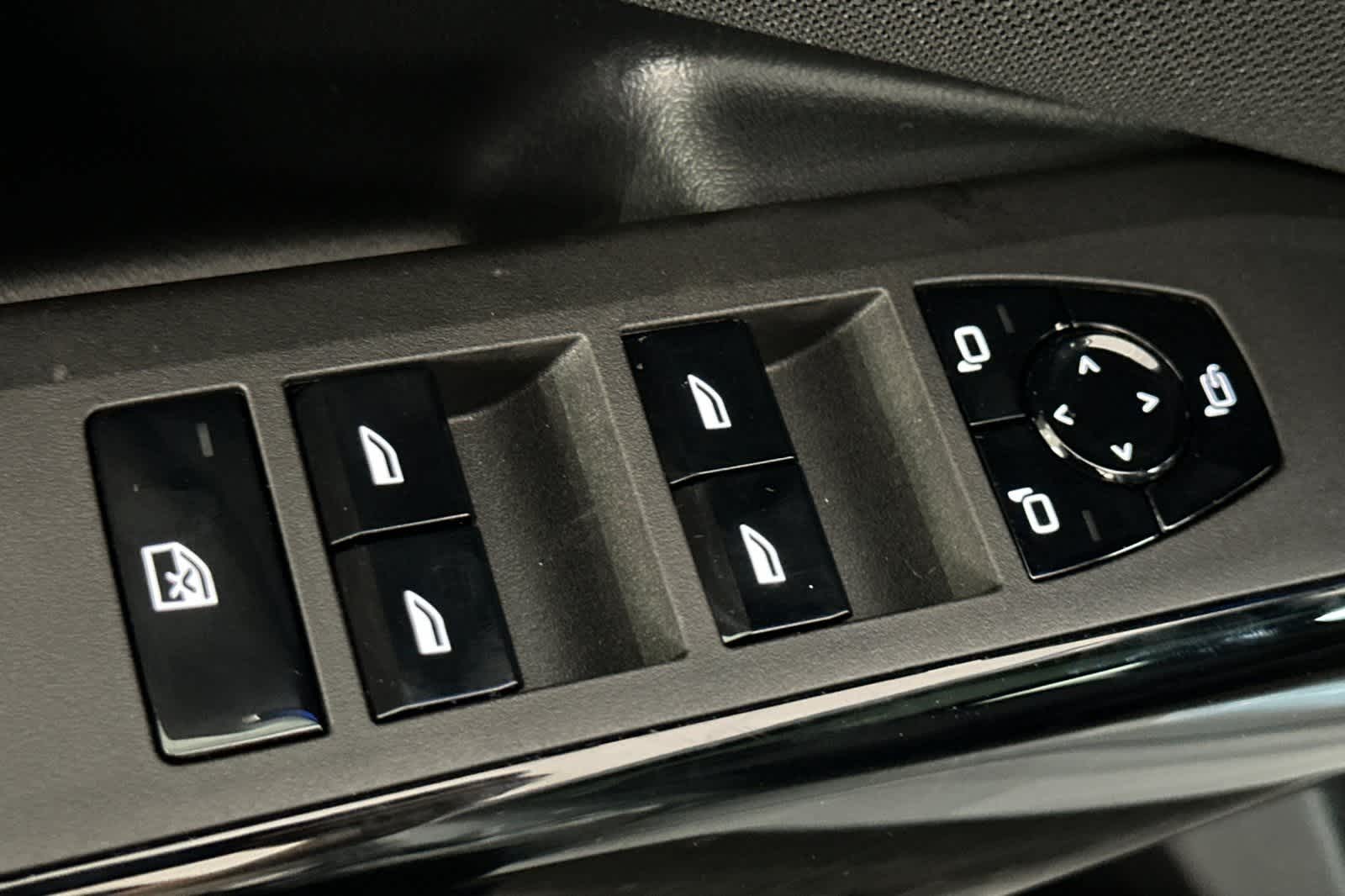 Thumbnail: 2026 BMW X3 - 13