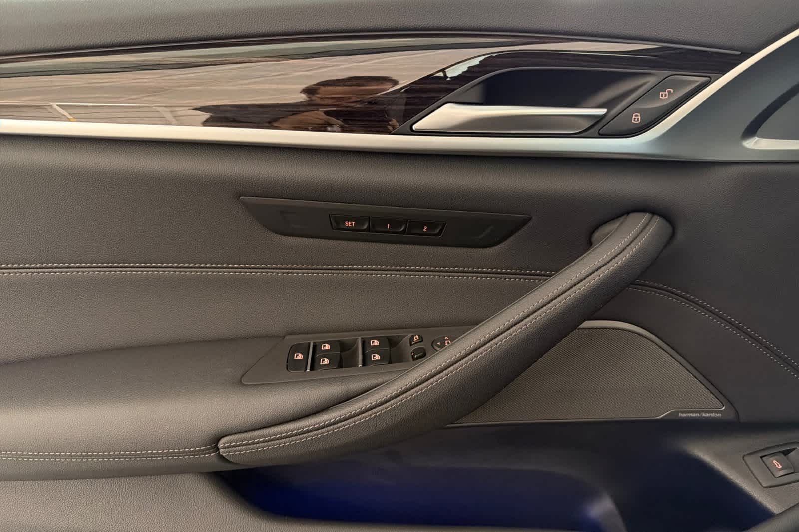 Thumbnail: 2023 BMW 5 Series - 12