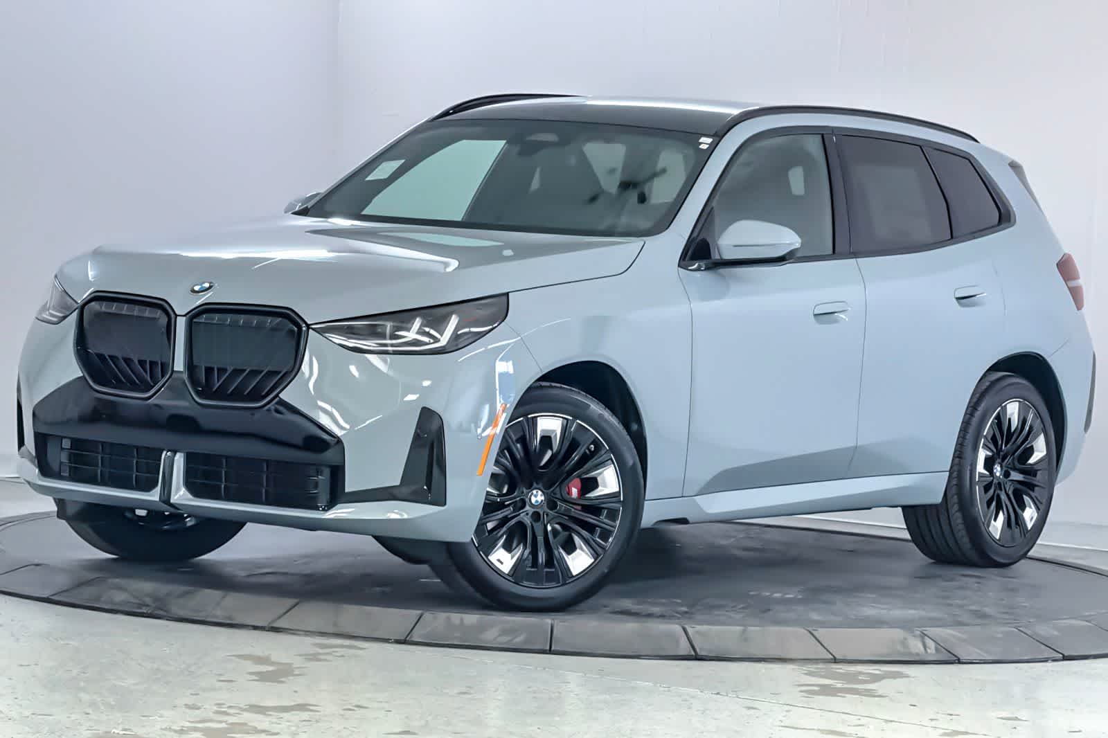 Thumbnail: 2026 BMW X3 - 1