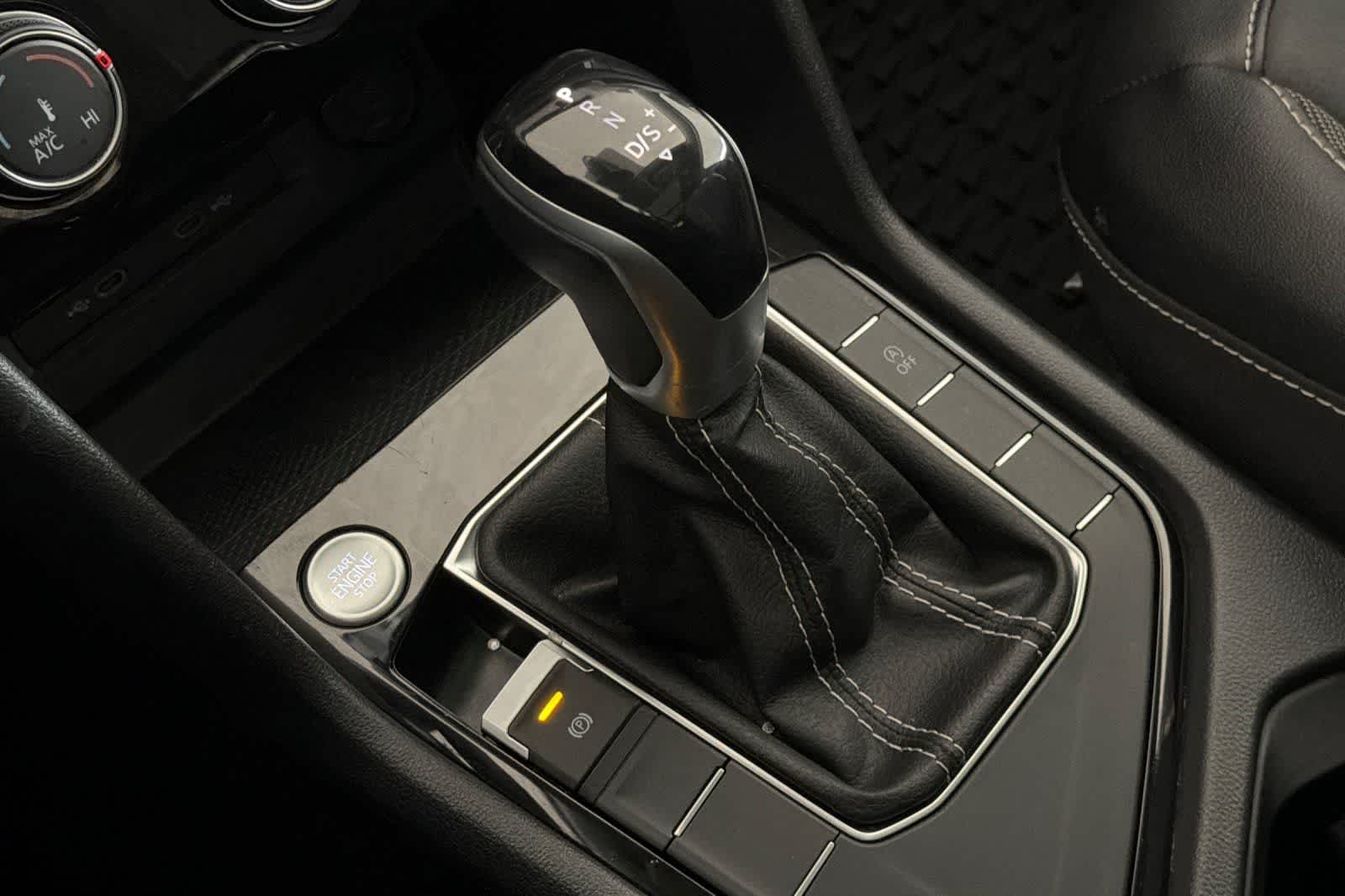 Thumbnail: 2023 Volkswagen Taos - 21