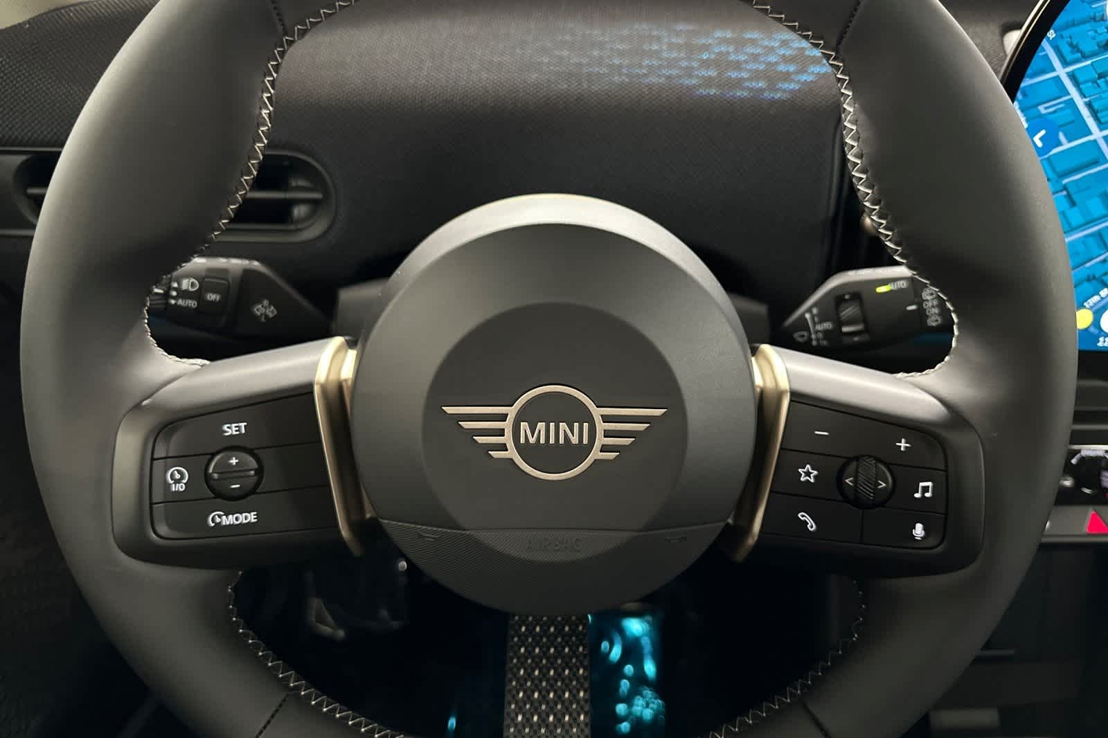 Thumbnail: 2025 MINI Cooper Hardtop - 24