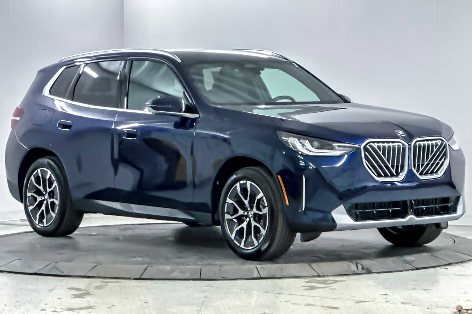 Thumbnail: 2026 BMW X3 - 9