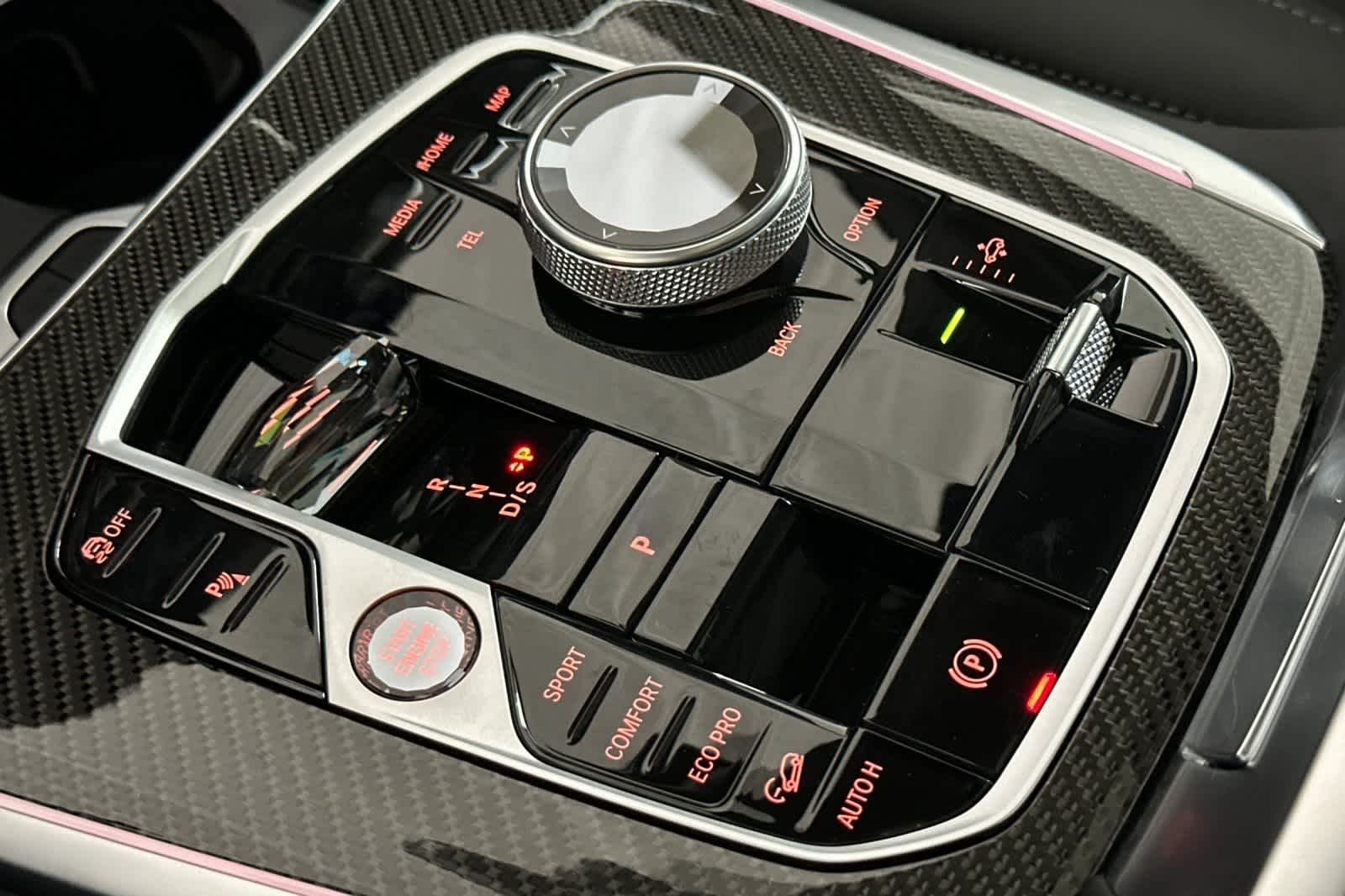 Thumbnail: 2026 BMW X7 - 22