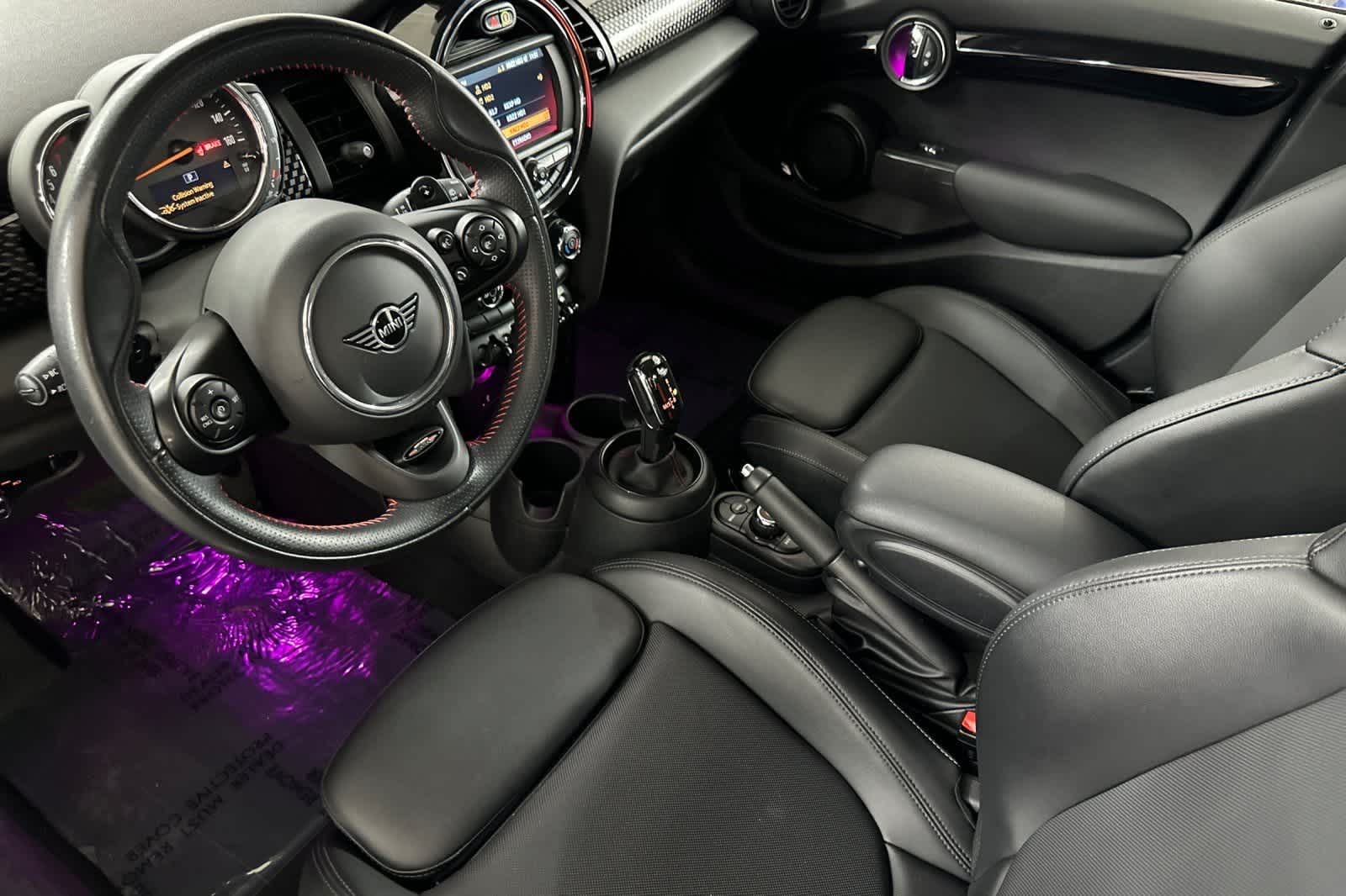 Thumbnail: 2021 MINI Cooper Hardtop - 11