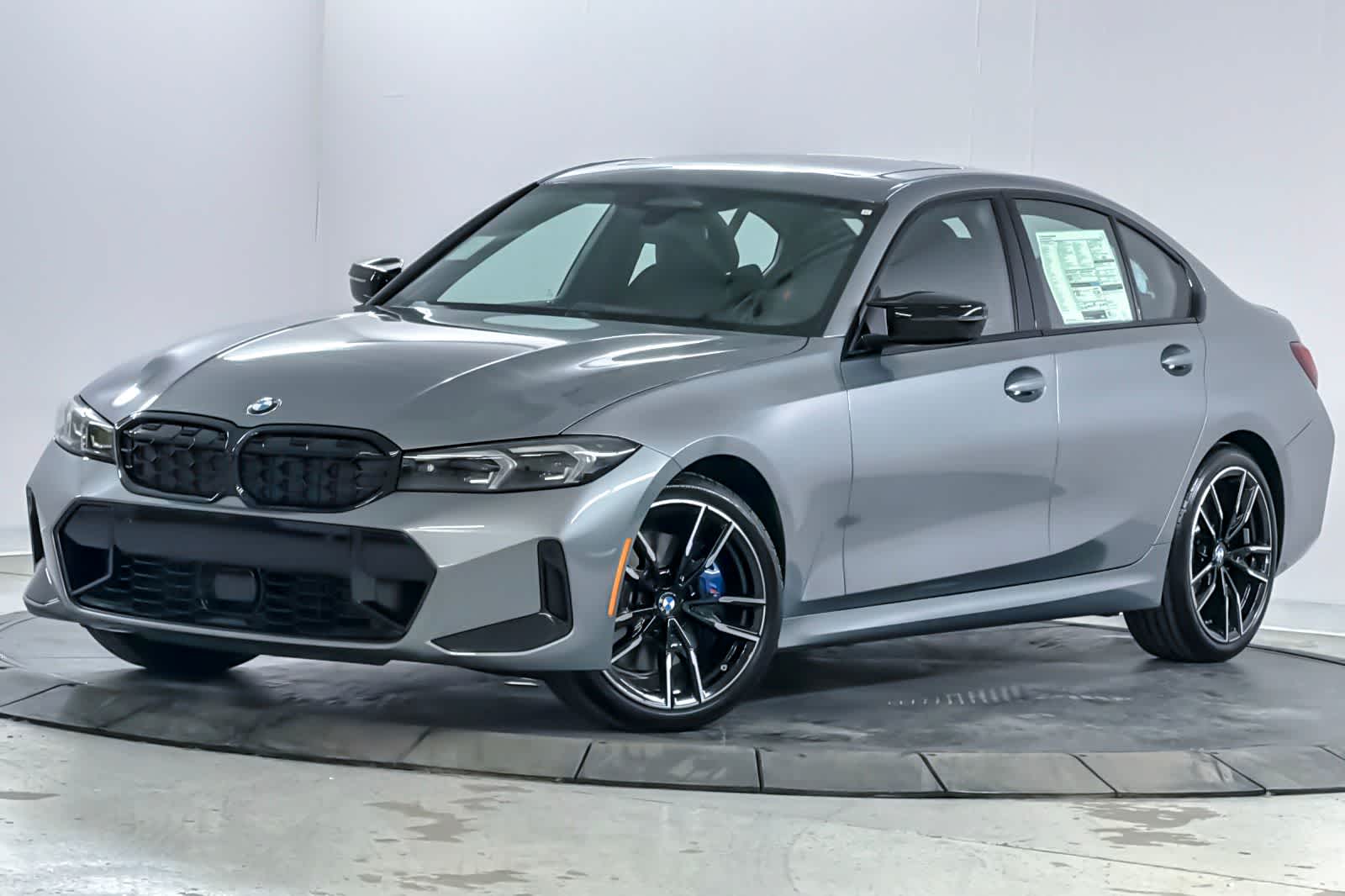 Thumbnail: 2026 BMW 3 Series - 1