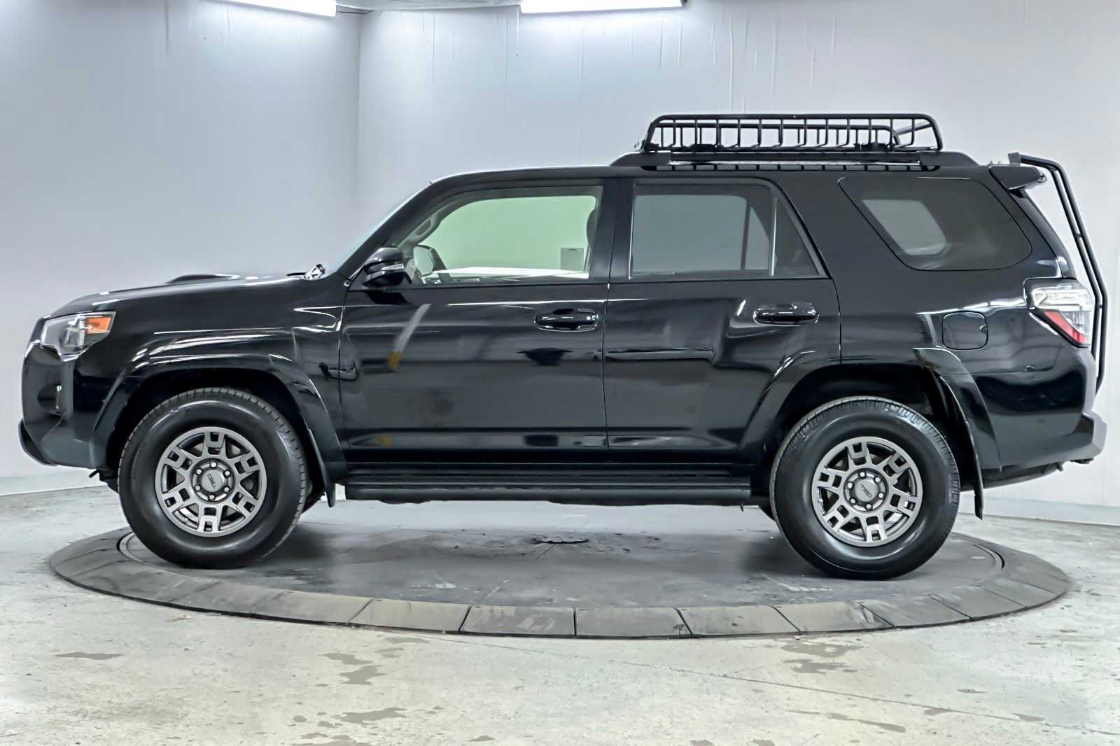 Thumbnail: 2020 Toyota 4Runner - 5