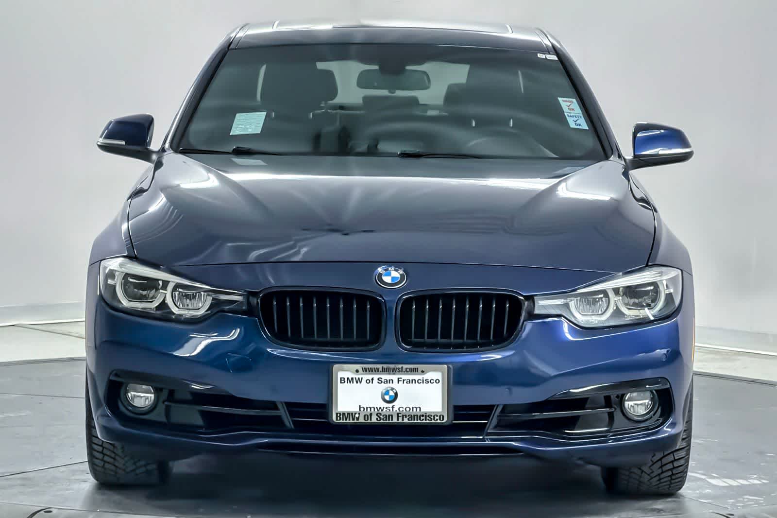 Thumbnail: 2018 BMW 3 Series - 10