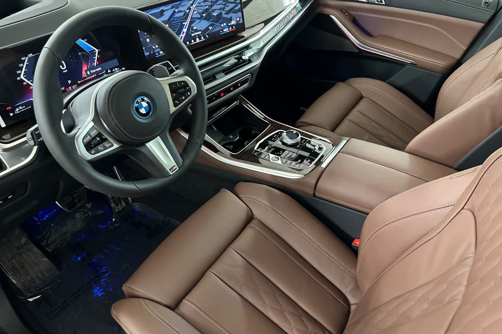 Thumbnail: 2026 BMW X5 - 11
