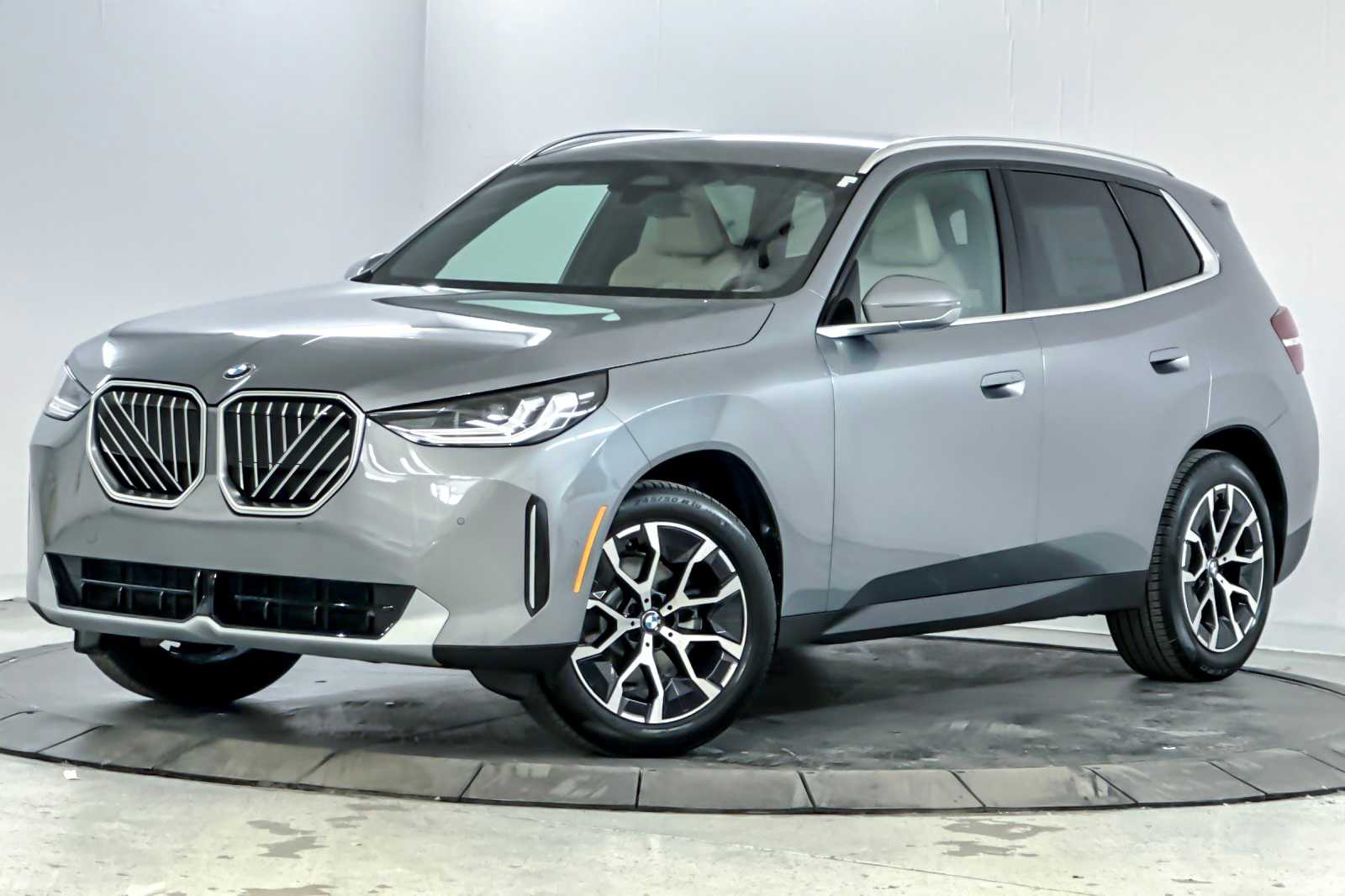 Thumbnail: 2026 BMW X3 - 1