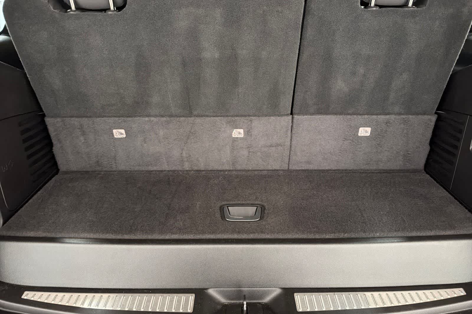 Thumbnail: 2016 Cadillac Escalade - 15