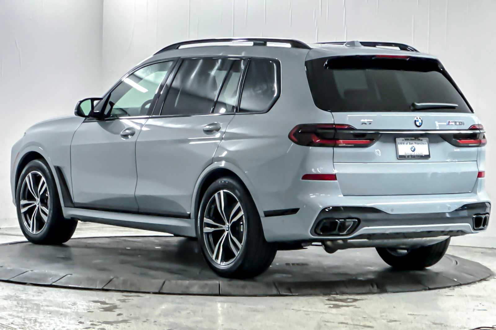 Thumbnail: 2026 BMW X7 - 6