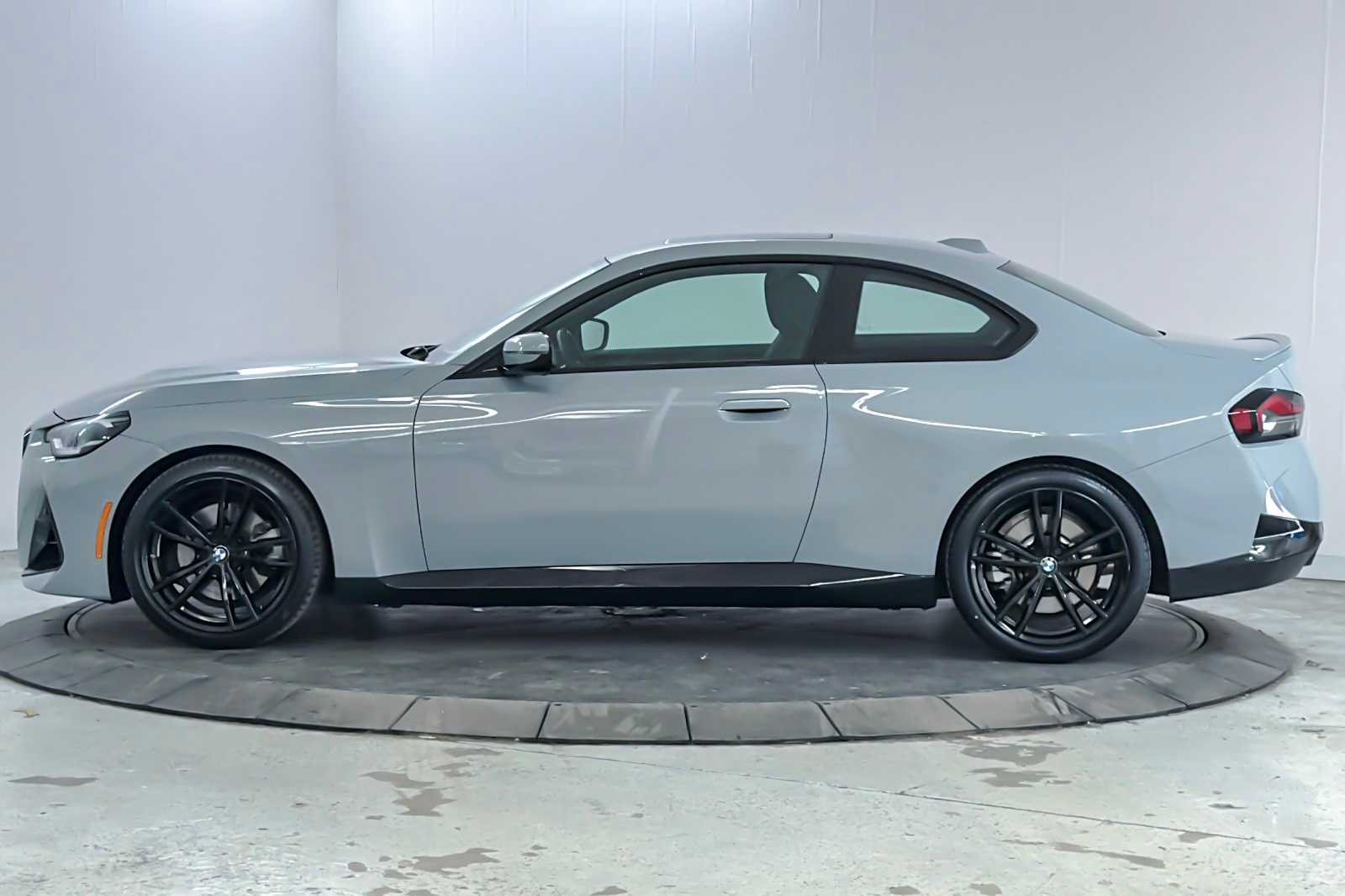 Thumbnail: 2023 BMW 2 Series - 5