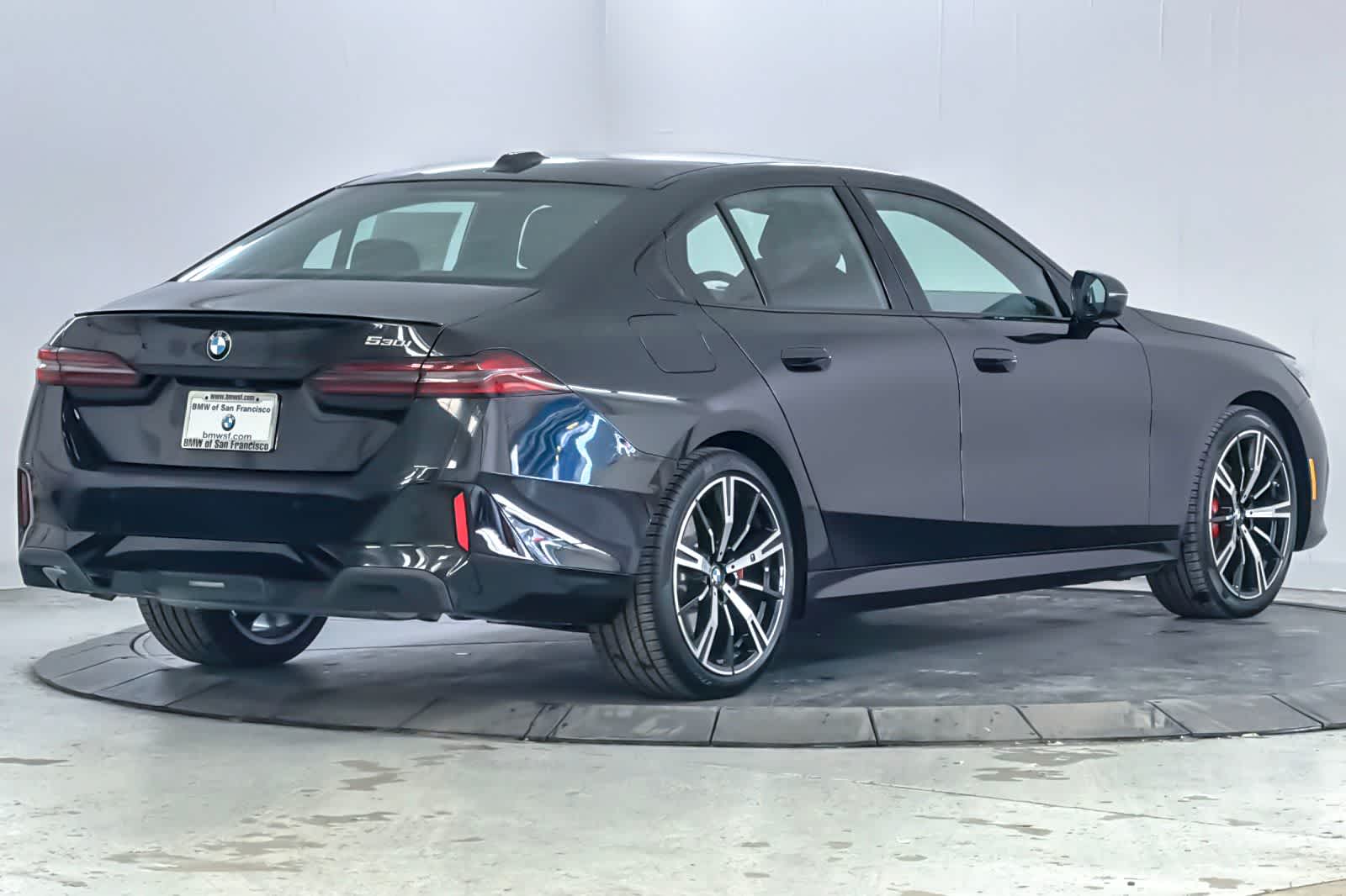 Thumbnail: 2026 BMW 5 Series - 2