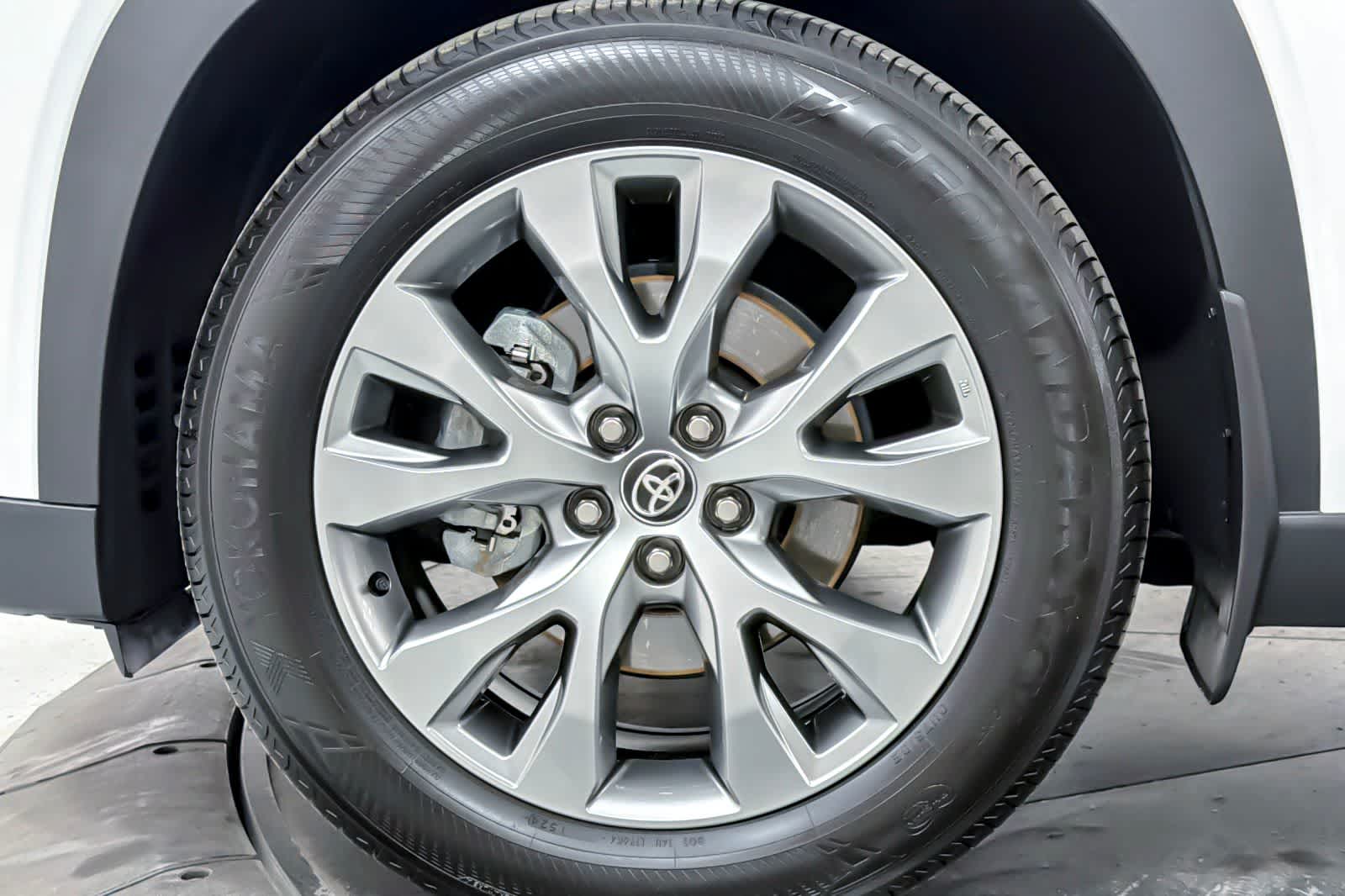 Thumbnail: 2025 Toyota Grand Highlander - 26