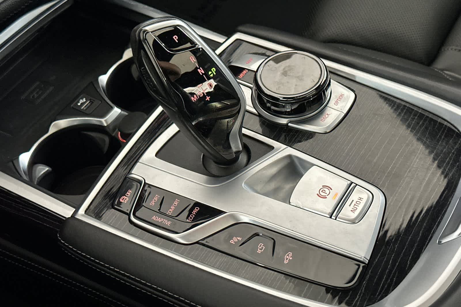 Thumbnail: 2022 BMW 7 Series - 21