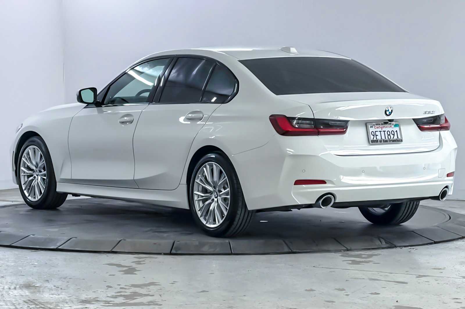 Thumbnail: 2023 BMW 3 Series - 6