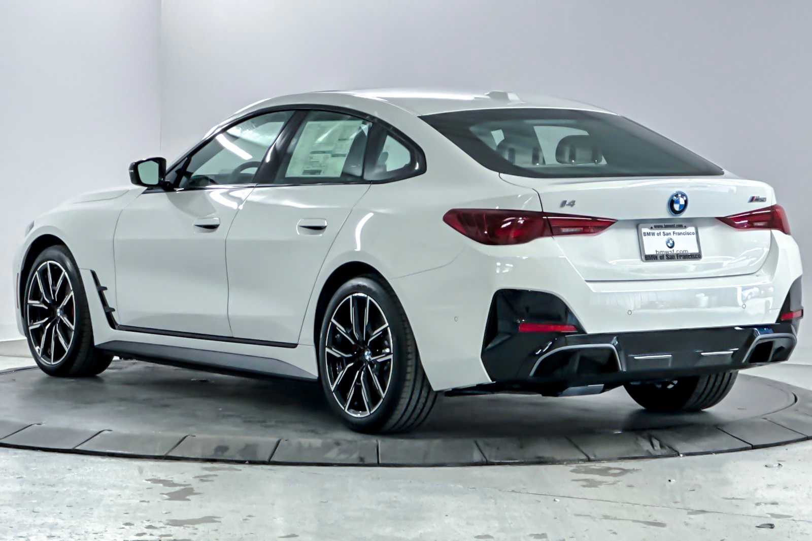 Thumbnail: 2025 BMW i4 - 6
