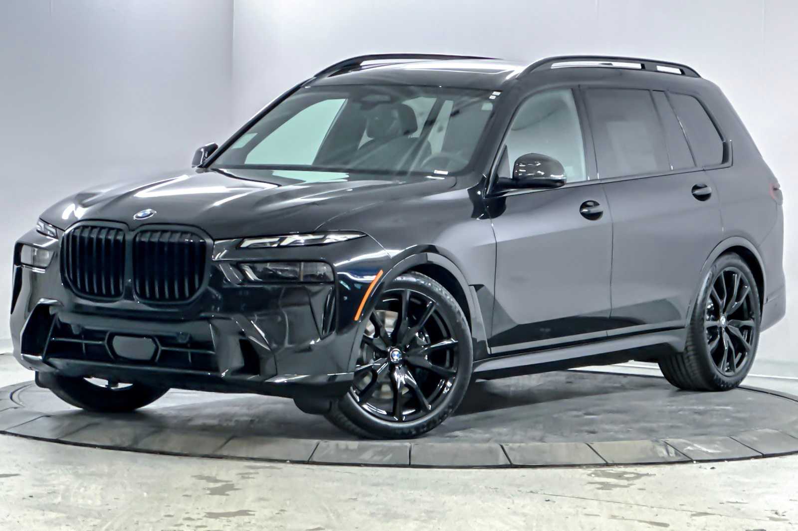 Thumbnail: 2026 BMW X7 - 1