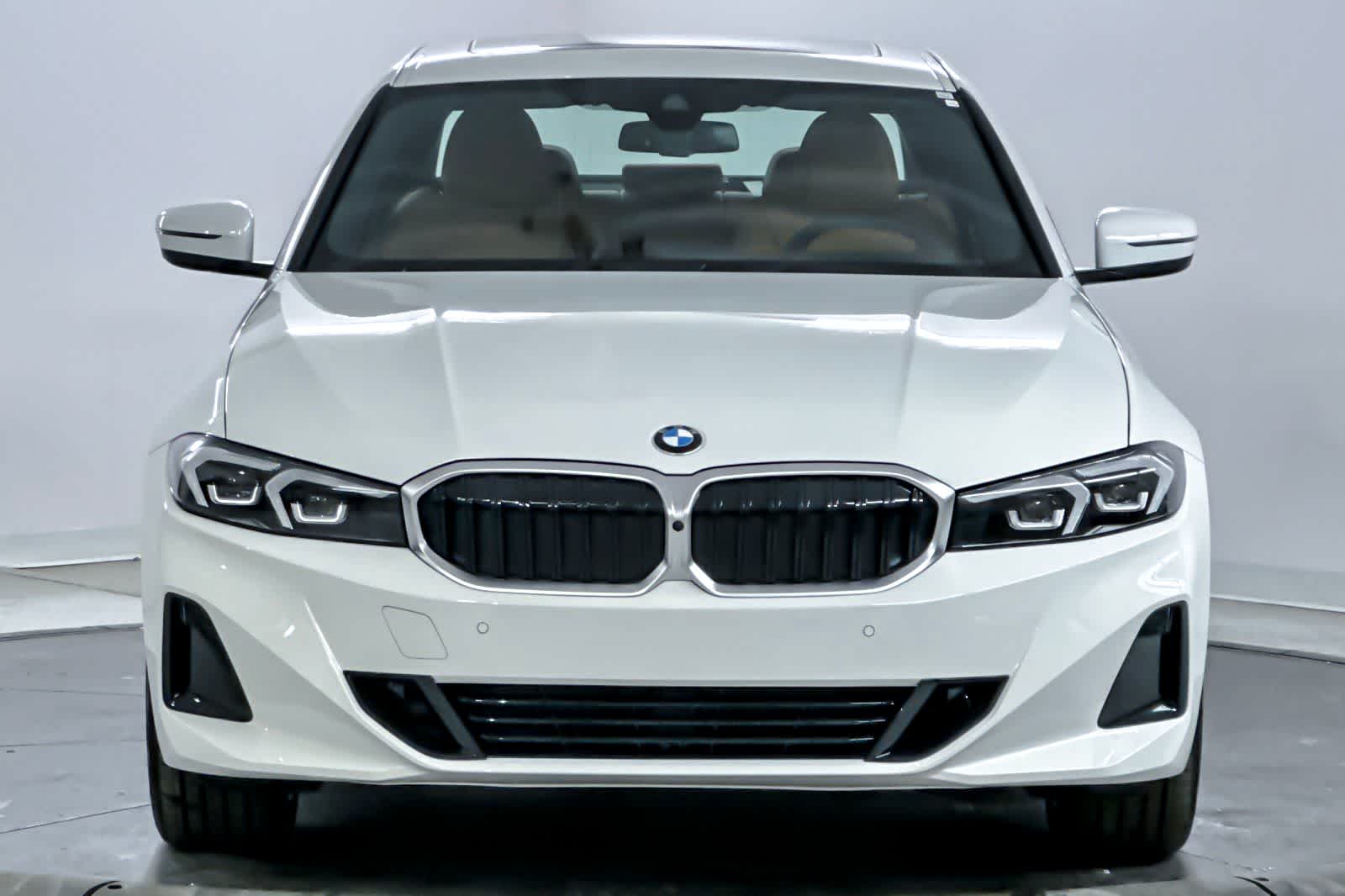 Thumbnail: 2026 BMW 3 Series - 9