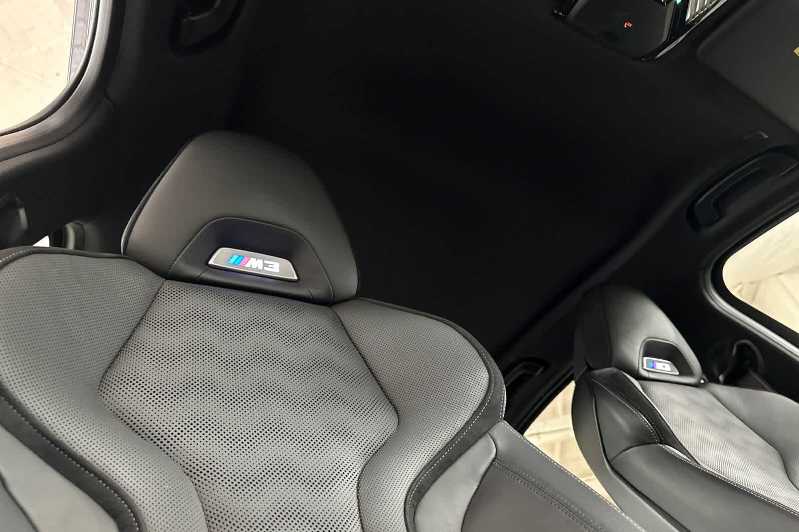 Thumbnail: 2021 BMW M3 - 16