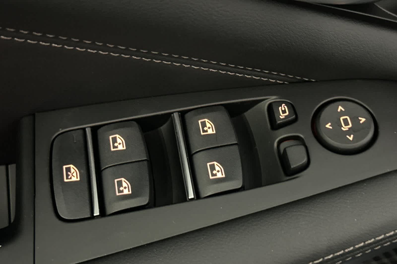 Thumbnail: 2026 BMW X5 - 13