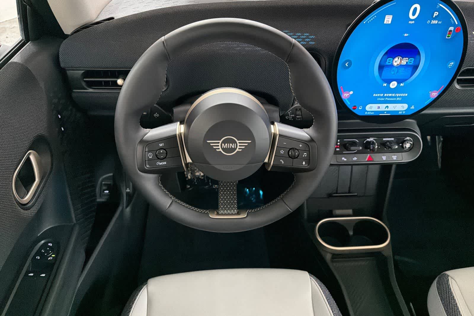 Thumbnail: 2025 MINI Cooper Hardtop - 14