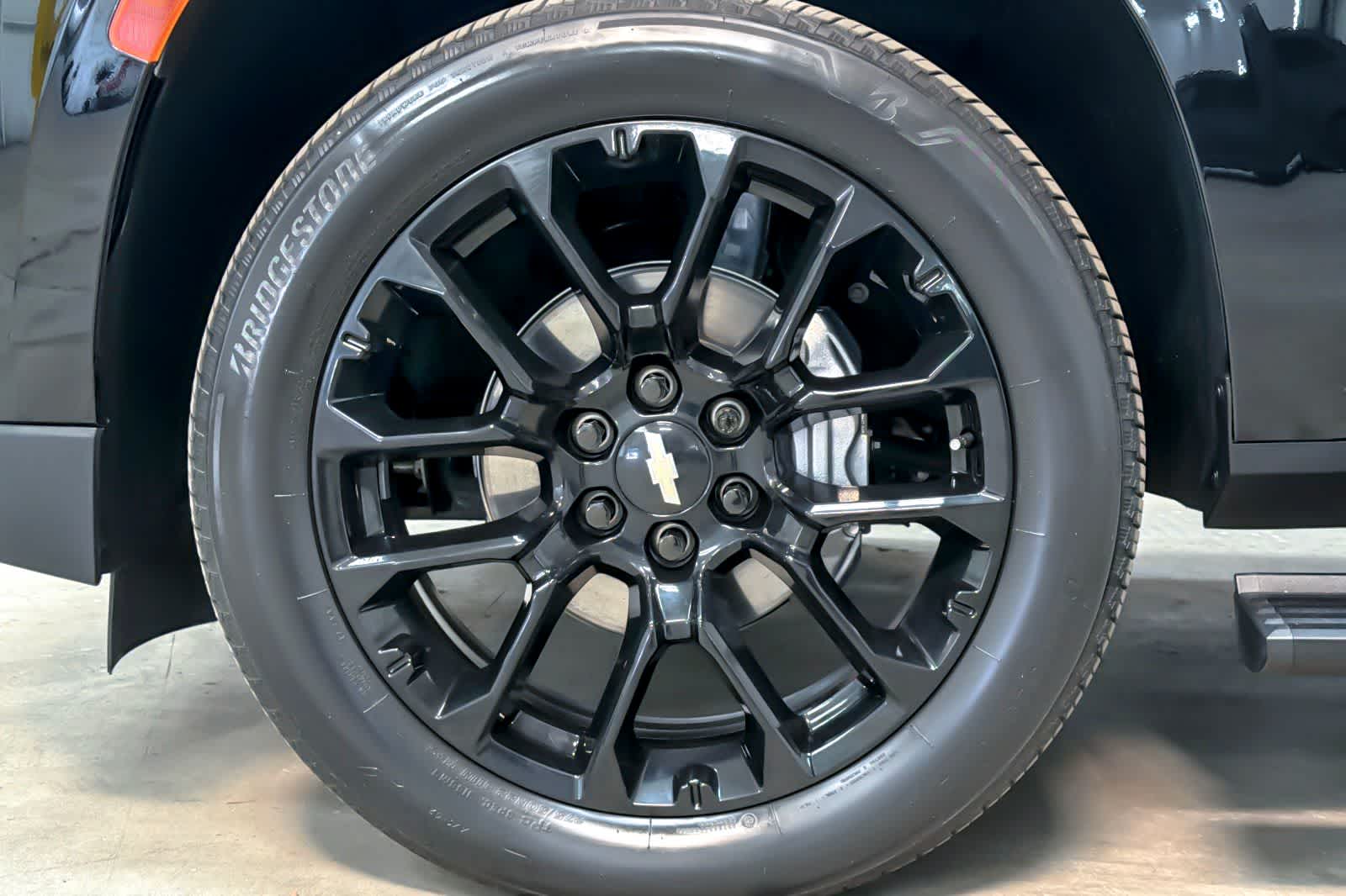 Thumbnail: 2022 Chevrolet Tahoe - 27