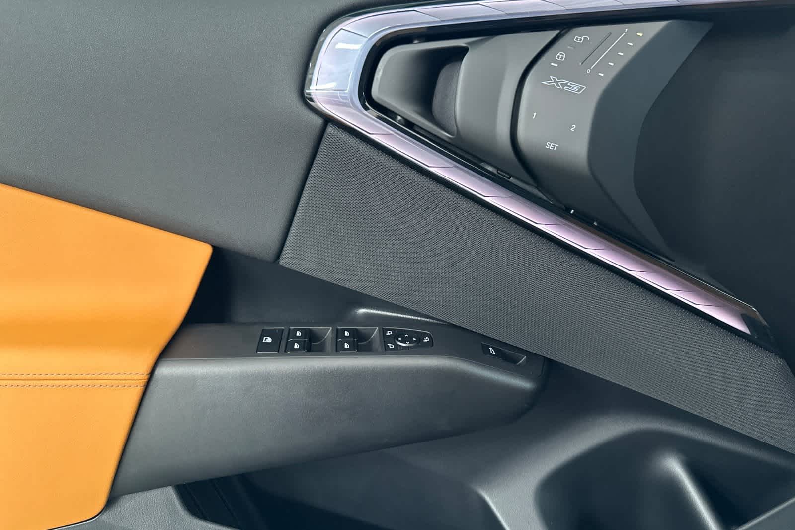 Thumbnail: 2025 BMW X3 - 12