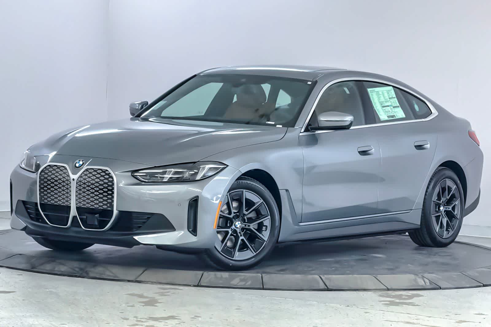 Thumbnail: 2026 BMW i4 - 1
