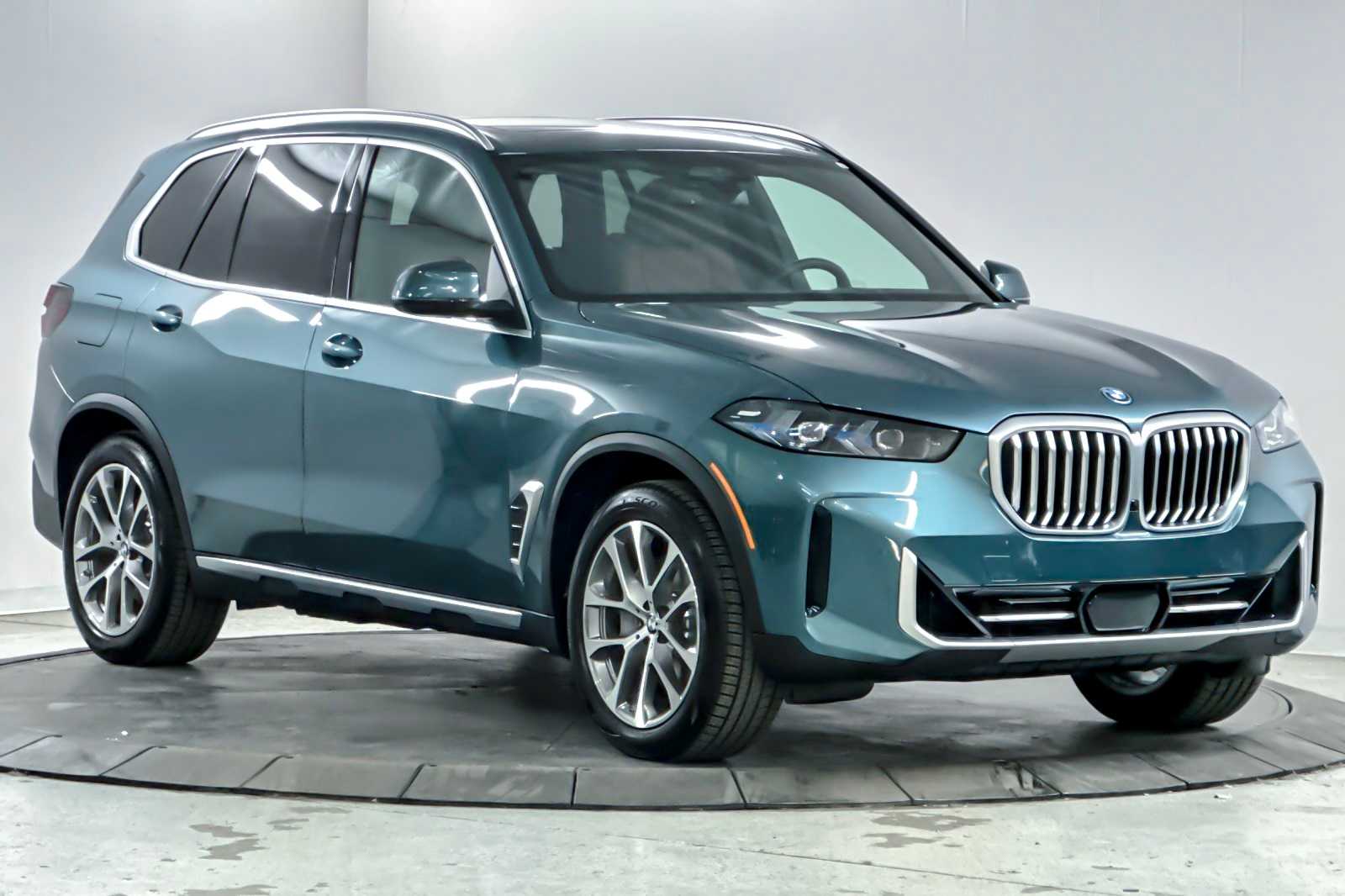 Thumbnail: 2026 BMW X5 - 9