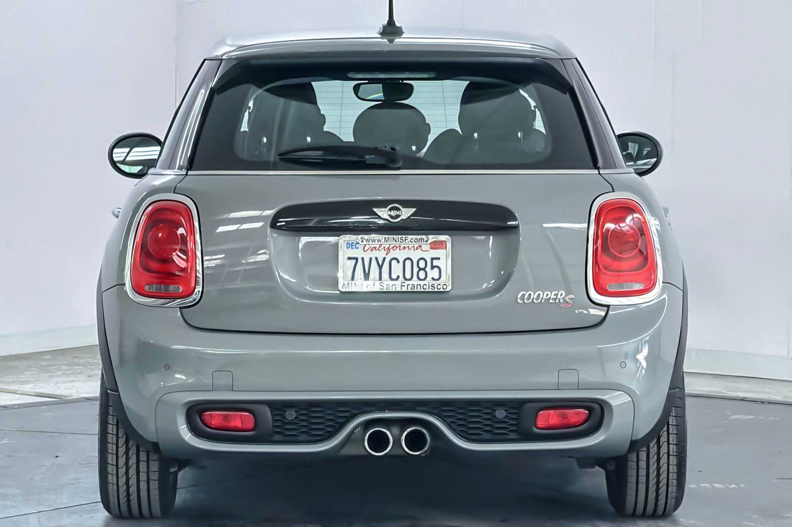 Thumbnail: 2016 MINI Cooper Hardtop - 7