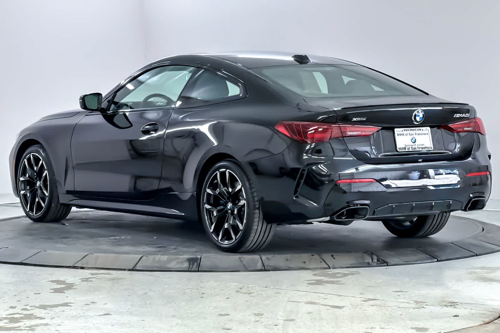 Thumbnail: 2026 BMW 4 Series - 6