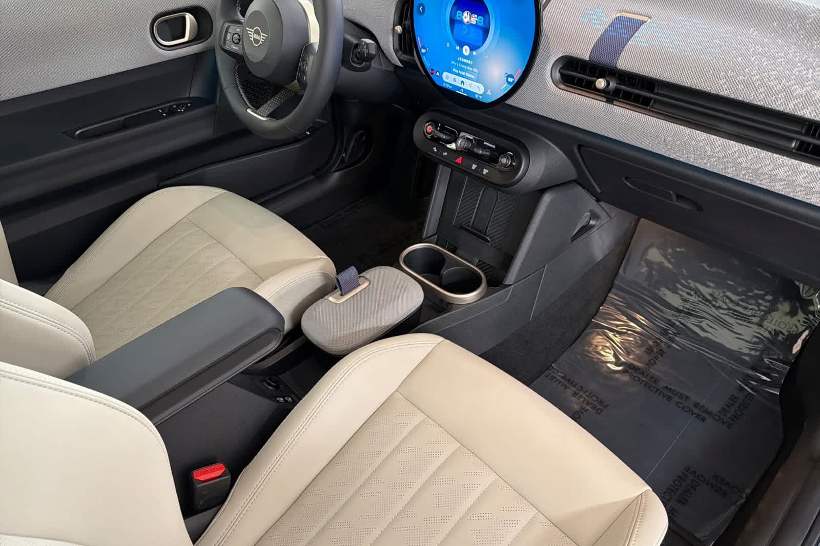 Thumbnail: 2025 MINI Cooper Hardtop - 16