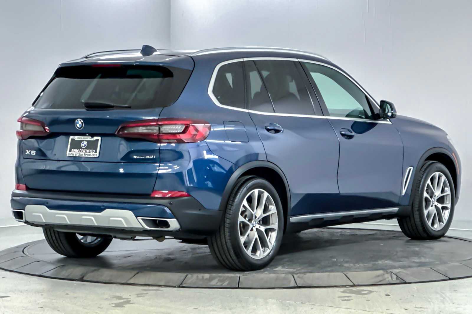 Thumbnail: 2022 BMW X5 - 2