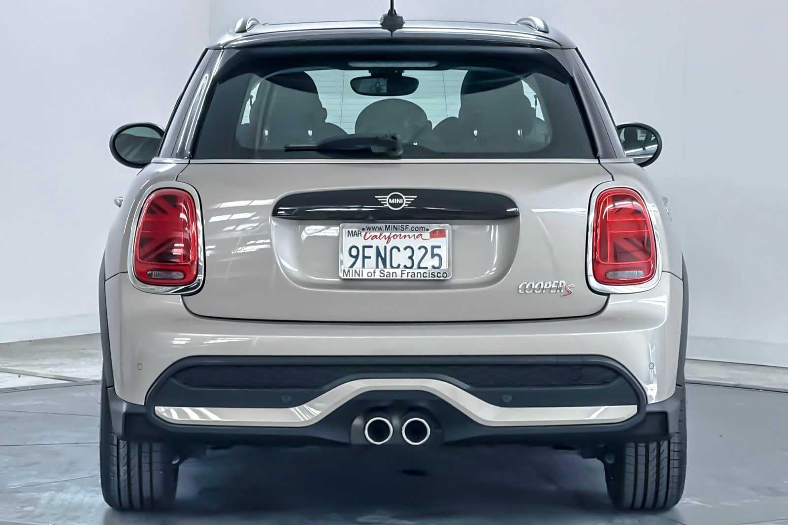 Thumbnail: 2023 MINI Cooper Hardtop - 7