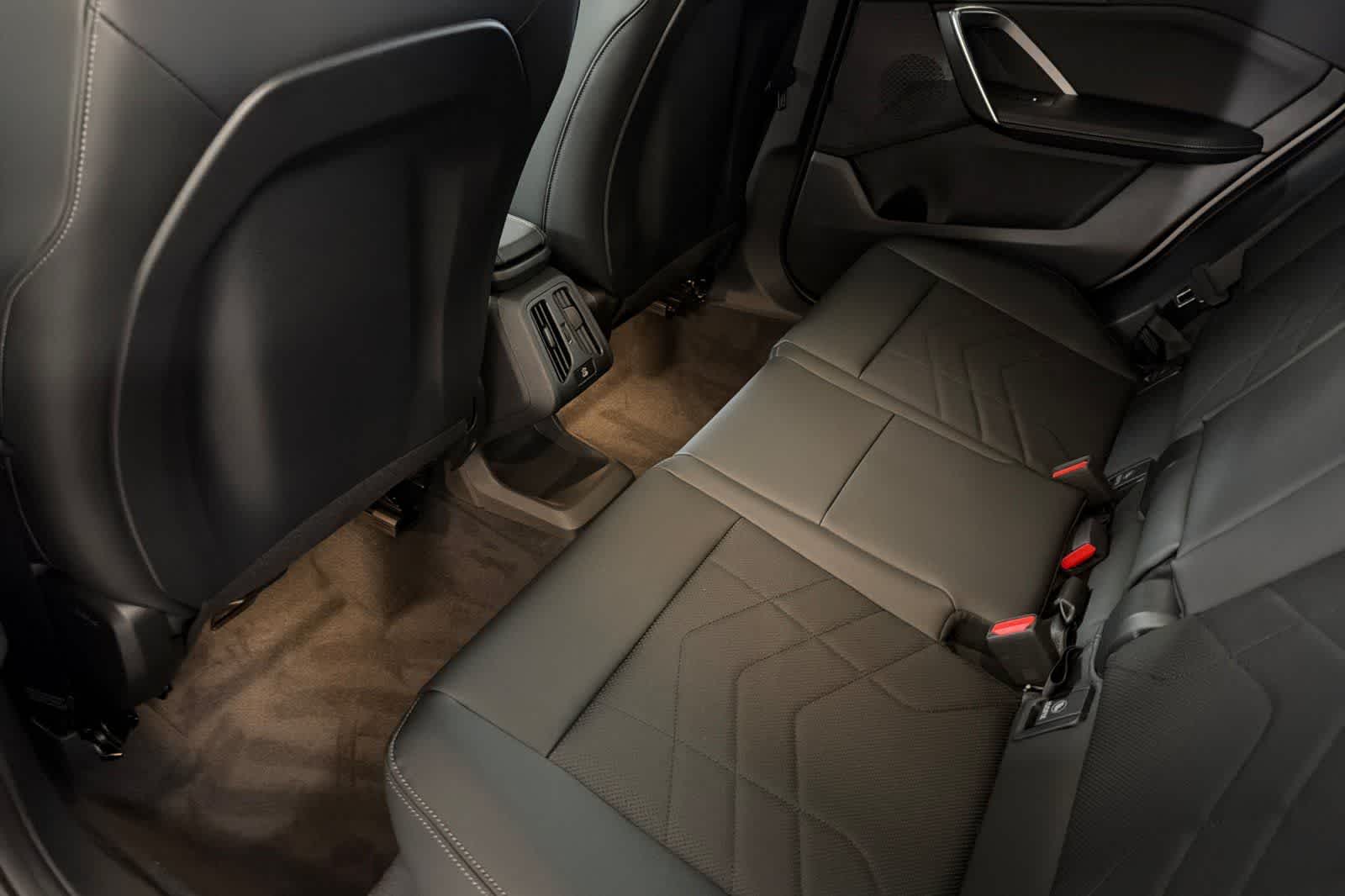 Thumbnail: 2026 BMW X1 - 4